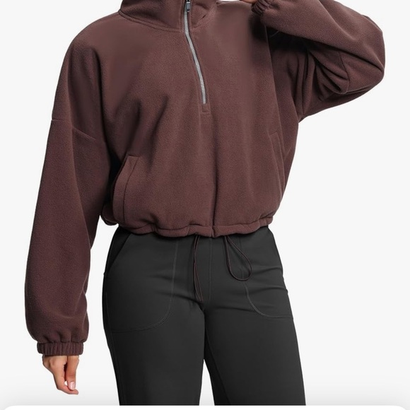 The Gym People Fleece - Picture 4 of 5